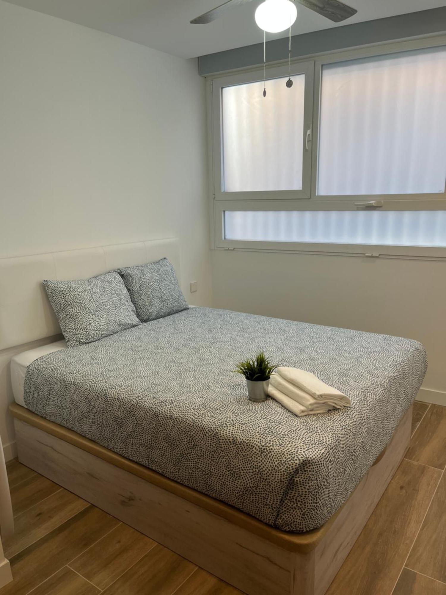 Bernabeu/ C.Universitaria Apartments Madrid Exterior photo